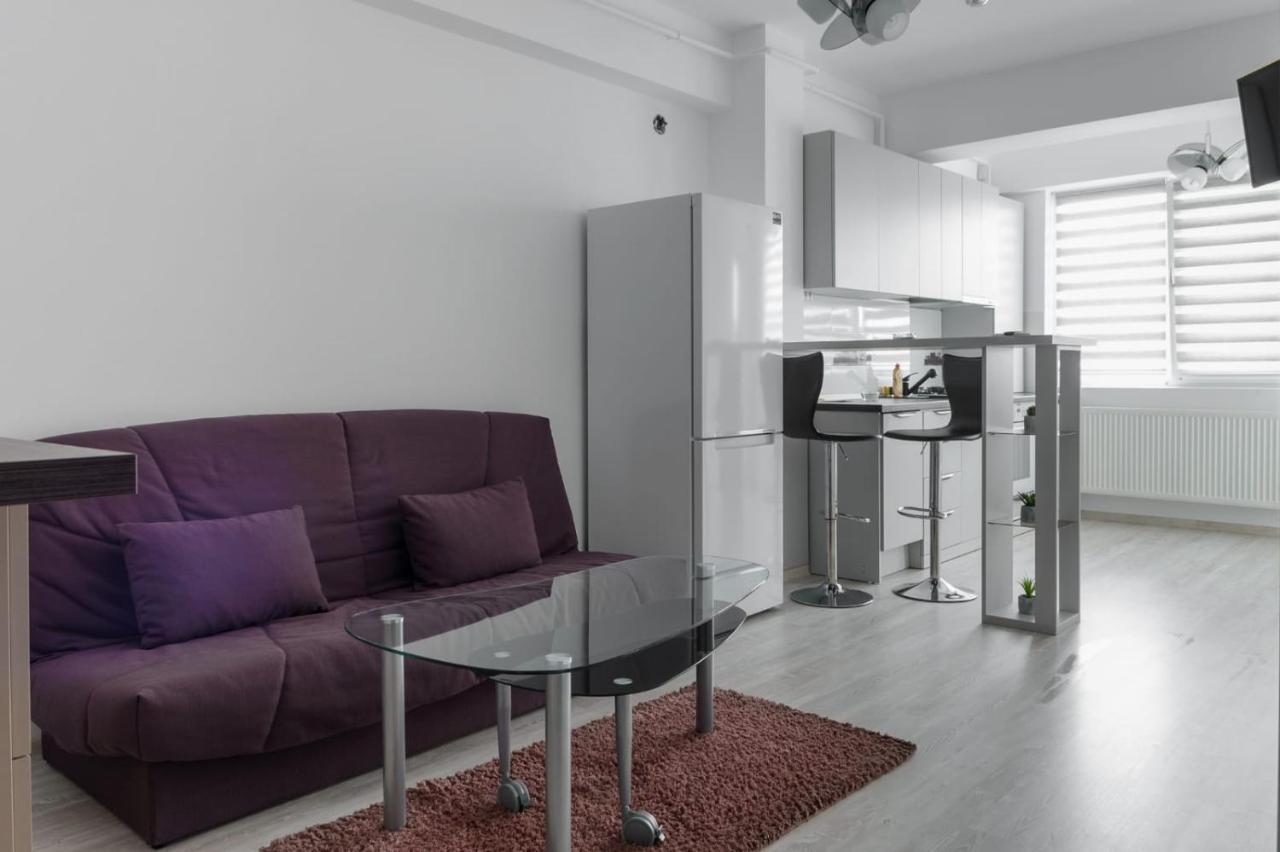 Close Palas Apartment Iasi Exterior foto